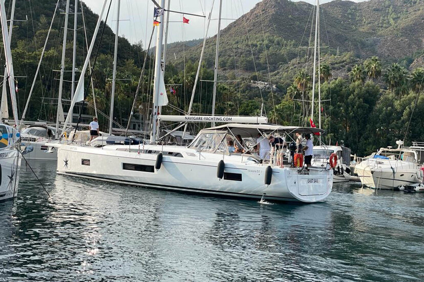 Oceanis 51.1 - 5 + 1 cab. EAST
